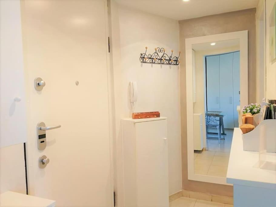 Gef House - Studio Apartment Bande Nere Milano Exterior foto
